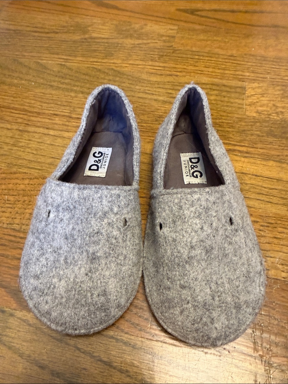 D&G Junior Gray Felt Slip-On Kids' Slippers